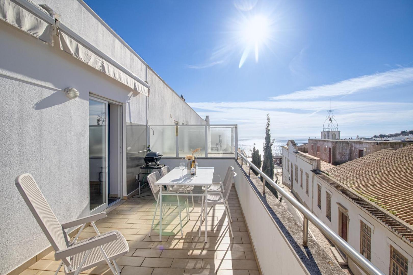 Old Town 2Br 50M Ocean W/ Ac Wi-Fi Parking Terrace Apartment Albufeira Ngoại thất bức ảnh